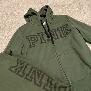 Victoria’s Secret PINK sweatsuit